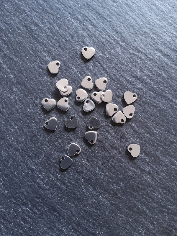 20 or 100 Stainless Steel Tiny Flat Heart Charms 6x5x0.9mm