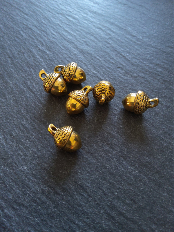 6 or 30 Acorn Charms Antique Gold Tone Solid Metal Alloy 14x10mm