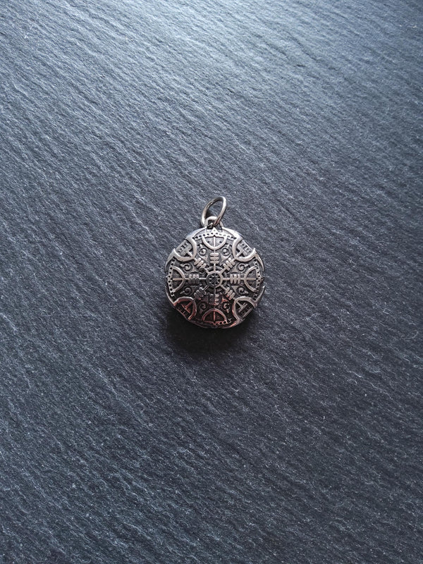 Round Double-Sided Helm of Awe Protection Pendant Surgical Steel 30.5x27x8.5mm