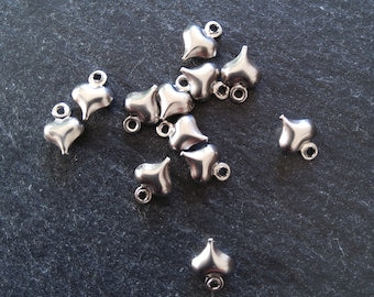 20 or 100 Stainless Steel Tiny Heart Charms Silver Tone 9x6x3mm
