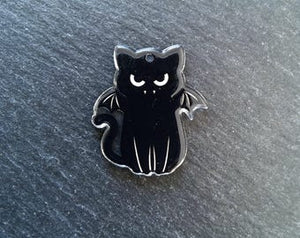 2 or 10 Winged Black Cat Charms White & Black Resin 37x33mm