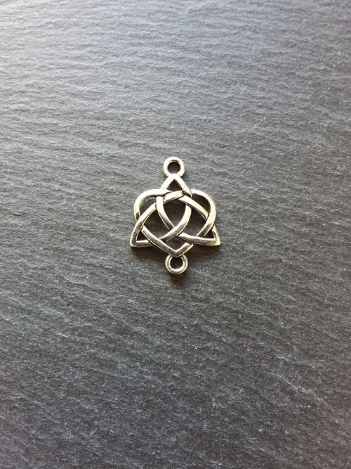 10 or 50 Celtic Knot Connector Charms Antique Silver Tone 24x19mm