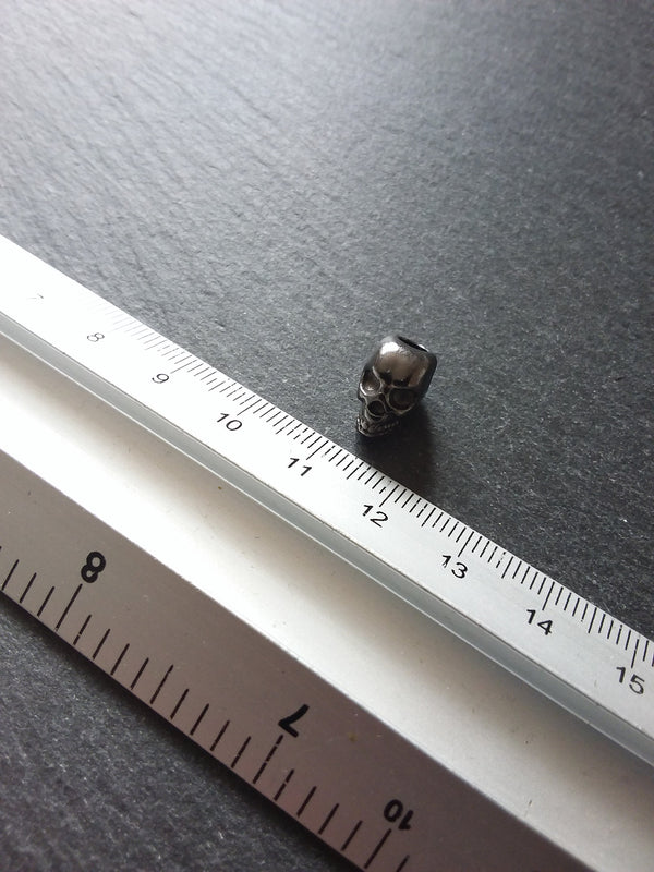 8 or 40 Gunmetal 12mm Skull Beads 12x8x10mm Vertical 3.8mm Hole - ContentedCatz