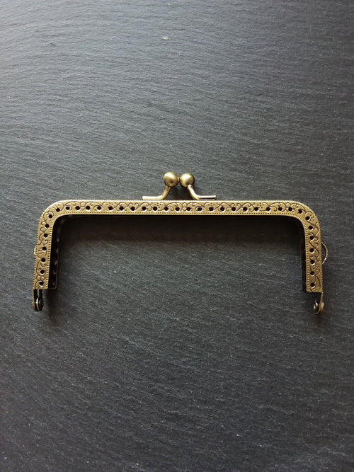 Patterned 12.7cm (5 inch) Antique Bronze Tone Metal Frame Kiss Clasp Rectangle For Purse or Bag 12.7x6.6cm
