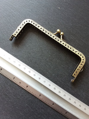Patterned 12.7cm (5 inch) Antique Bronze Tone Metal Frame Kiss Clasp Rectangle For Purse or Bag 12.7x6.6cm
