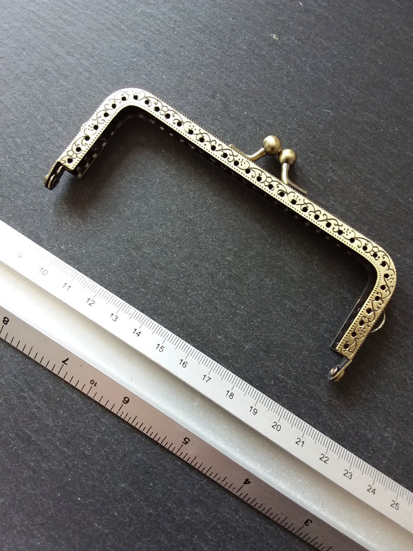 Patterned 12.7cm (5 inch) Antique Bronze Tone Metal Frame Kiss Clasp Rectangle For Purse or Bag 12.7x6.6cm