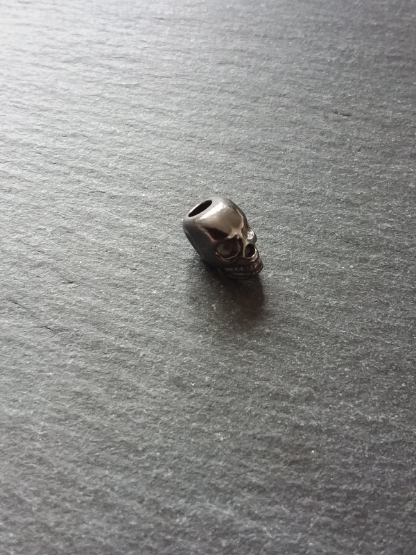 8 or 40 Gunmetal 12mm Skull Beads 12x8x10mm Vertical 3.8mm Hole - ContentedCatz