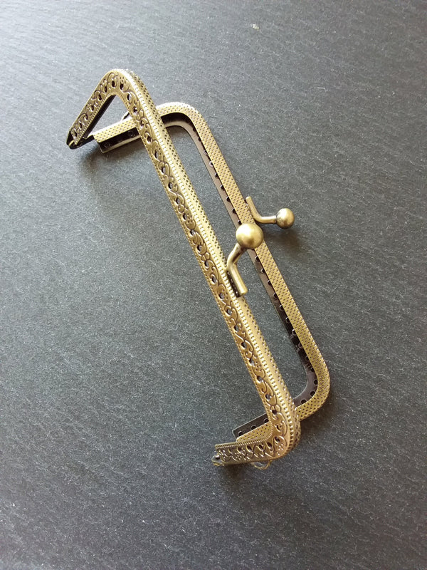 Patterned 12.7cm (5 inch) Antique Bronze Tone Metal Frame Kiss Clasp Rectangle For Purse or Bag 12.7x6.6cm