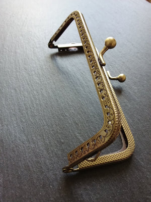 Patterned 12.7cm (5 inch) Antique Bronze Tone Metal Frame Kiss Clasp Rectangle For Purse or Bag 12.7x6.6cm