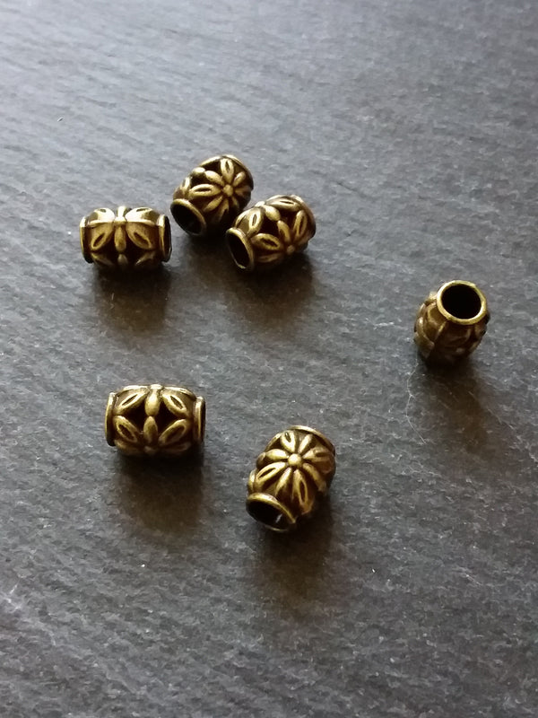 8 or 40 Flower Patterned 10mm Charm Beads Antique Bronze Tone 10x10mm Hole: 4.5mm Nickel FREE