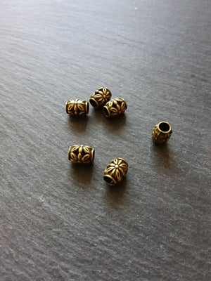 8 or 40 Flower Patterned 10mm Charm Beads Antique Bronze Tone 10x10mm Hole: 4.5mm Nickel FREE