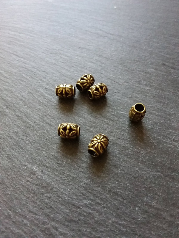 8 or 40 Flower Patterned 10mm Charm Beads Antique Bronze Tone 10x10mm Hole: 4.5mm Nickel FREE