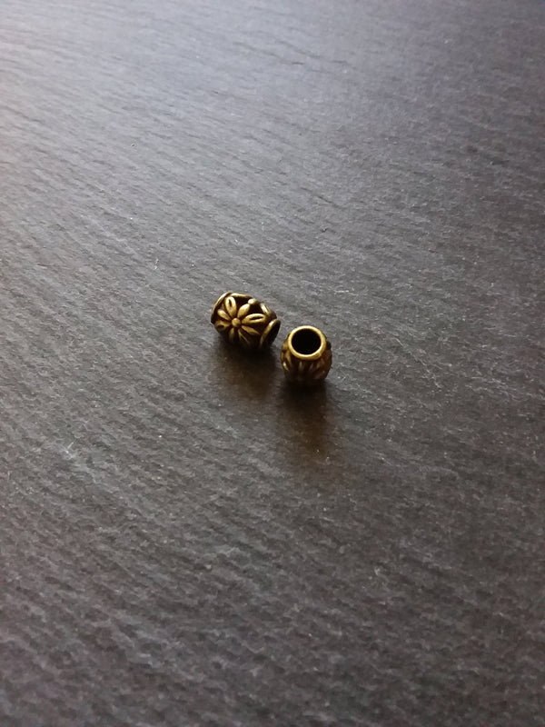 8 or 40 Flower Patterned 10mm Charm Beads Antique Bronze Tone 10x10mm Hole: 4.5mm Nickel FREE