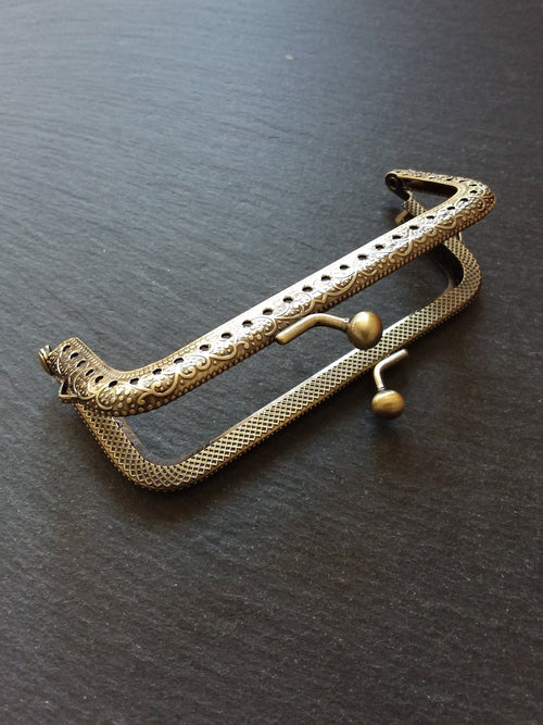 Antique Bronze 10.7cm Patterned Purse or Bag Frame Metal Kiss Clasp Rectangle - ContentedCatz