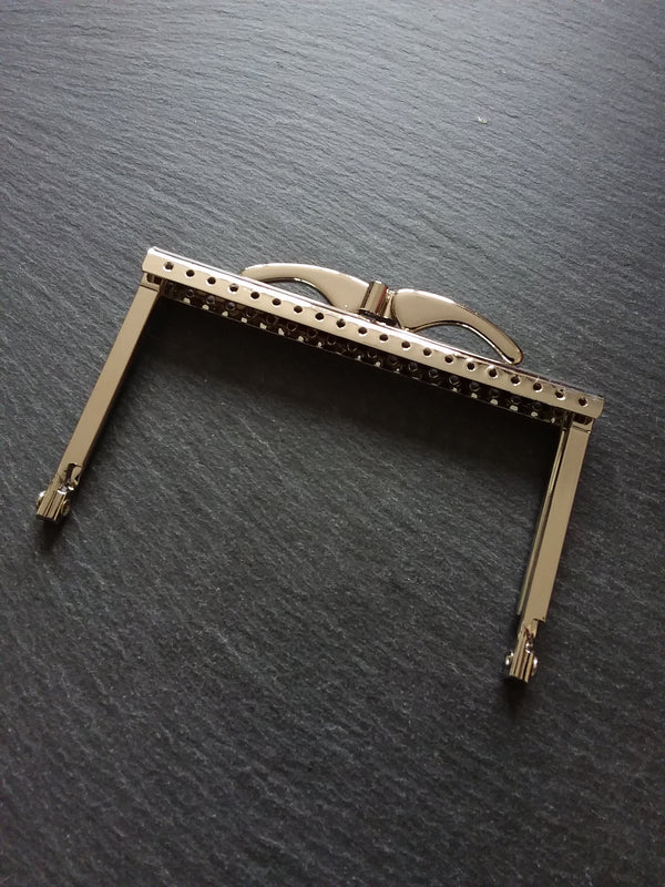 Bright Silver 10.5cm Plain Metal Frame Kiss Clasp Rectangle For Purse or Bag ( 4 1/8 inch )