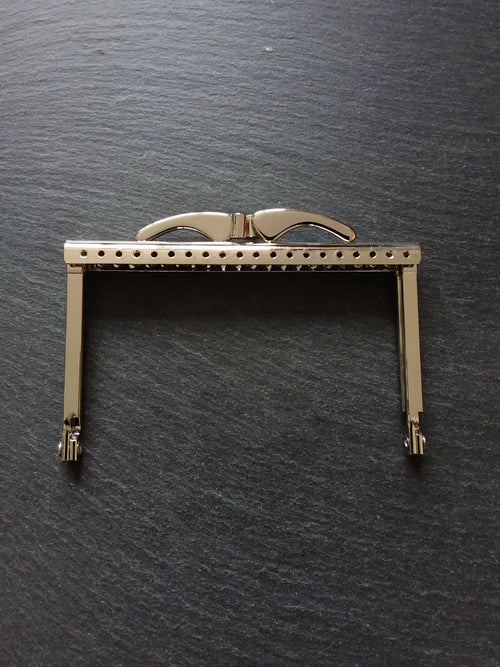 Bright Silver 10.5cm Plain Metal Frame Kiss Clasp Rectangle For Purse or Bag ( 4 1/8 inch )