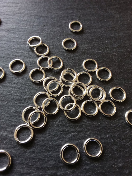 100 or 500 Antique Silver Tone Alloy 8mm Jump Rings Strong 1.2mm (18 Gauge)