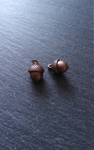 6 or 30 Acorn Charms Antique Copper Tone Solid Alloy 15x10mm
