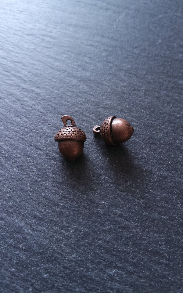 6 or 30 Acorn Charms Antique Copper Tone Solid Alloy 15x10mm