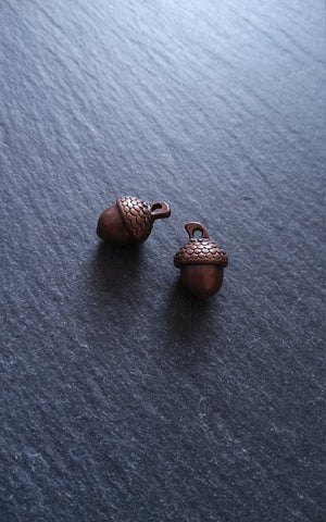 6 or 30 Acorn Charms Antique Copper Tone Solid Alloy 15x10mm
