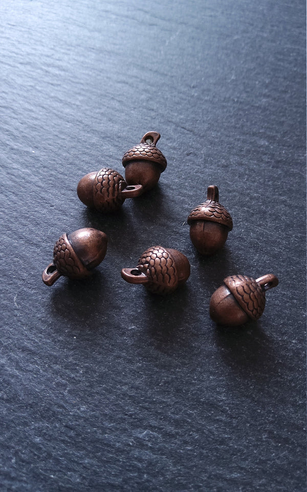 6 or 30 Acorn Charms Antique Copper Tone Solid Alloy 15x10mm