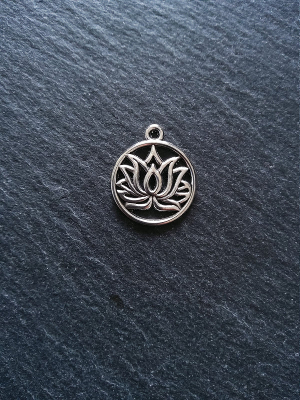 8 or 40 Round Lotus Flower Charms Antique Silver Tone 22x19mm