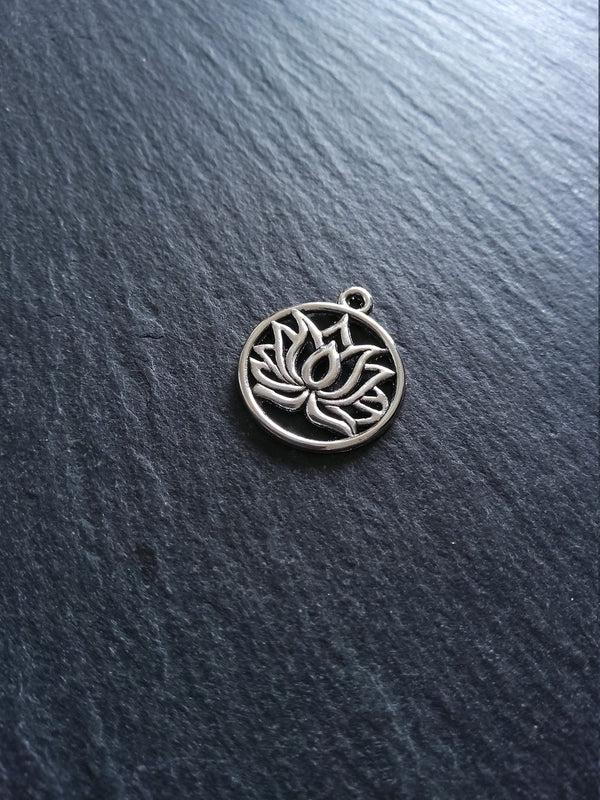 8 or 40 Round Lotus Flower Charms Antique Silver Tone 22x19mm