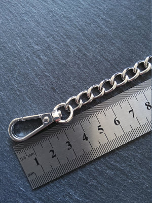 Alloy Chain Bag Strap with Lobster Clasps. Silver Tone. 47 inches (120cm) Long. 8.3mm Wide