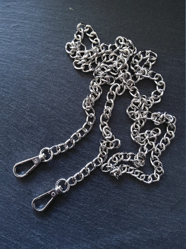 Alloy Chain Bag Strap with Lobster Clasps. Silver Tone. 47 inches (120cm) Long. 8.3mm Wide