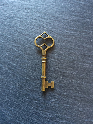 4 or 20 Antique Bronze Key Pendants Large 60x21x4mm