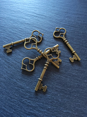 4 or 20 Antique Bronze Key Pendants Large 60x21x4mm