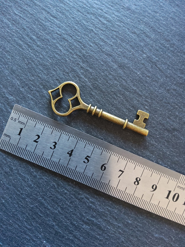 4 or 20 Antique Bronze Key Pendants Large 60x21x4mm