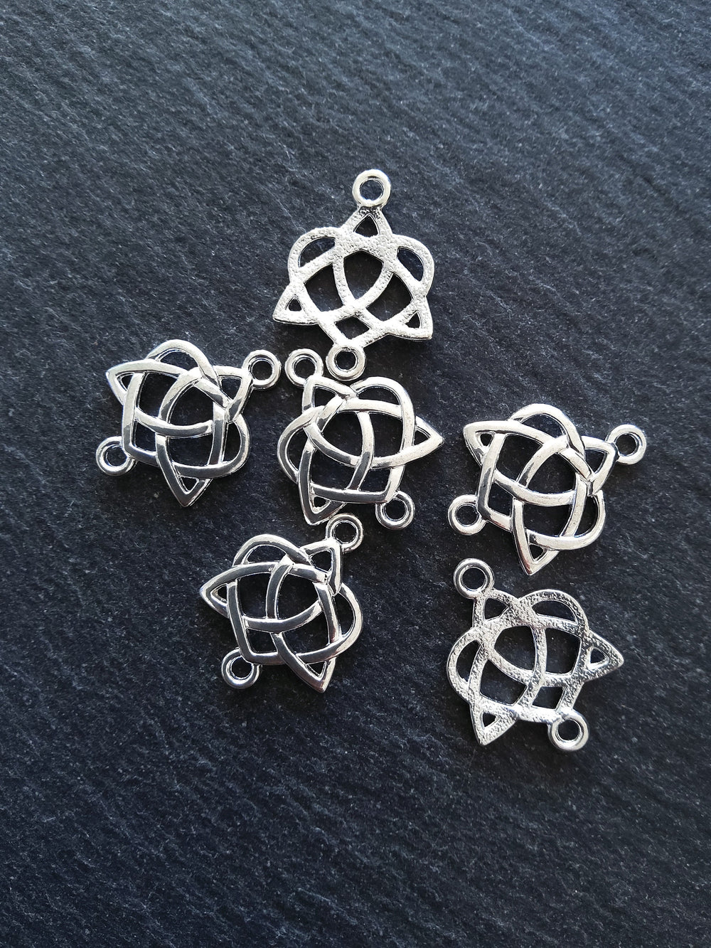 10 or 50 Celtic Knot Connector Charms Bright Silver Plated 25x19mm
