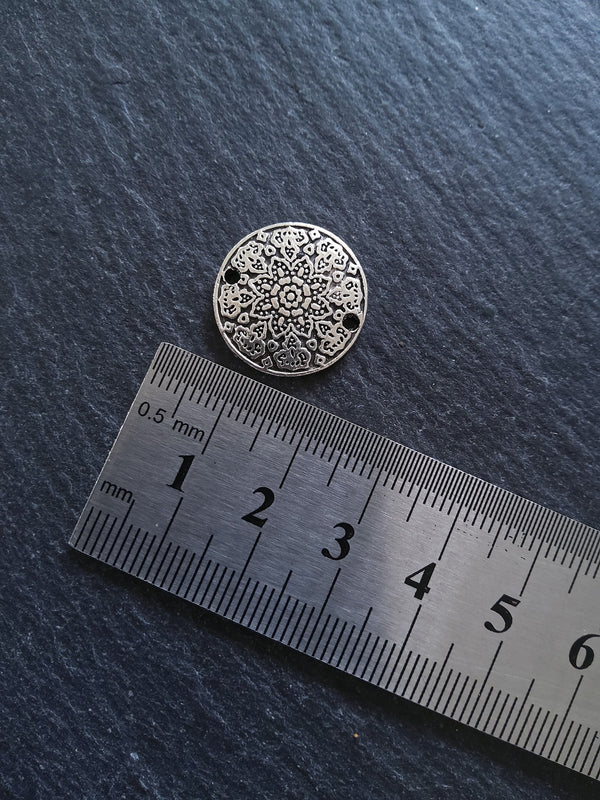 6 or 30 Antique Silver Tone 19mm Flower Mandala Round Disc Connector Charms