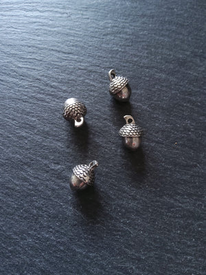5 or 25 Genuine Silver Plated Acorn Charms Antique Silver Tone Solid 15x10mm NICKEL FREE