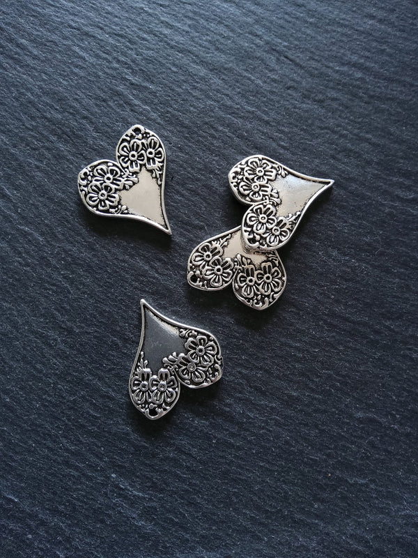 4 or 20 Heart Pendants with Flowers Double Sided Antique Silver Tone Alloy 28x26mm - ContentedCatz