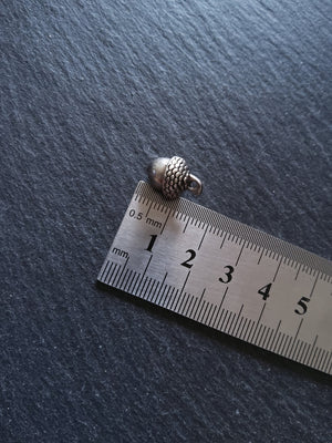 5 or 25 Genuine Silver Plated Acorn Charms Antique Silver Tone Solid 15x10mm NICKEL FREE