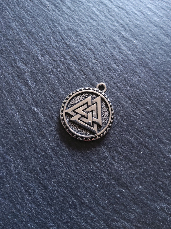 Round Norse Valknut Symbol Pendant Odin's Knot Stainless Steel 25x21x3mm