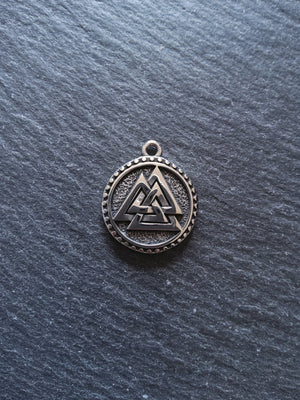 Round Norse Valknut Symbol Pendant Odin's Knot Stainless Steel 25x21x3mm