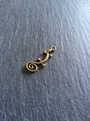 10 or 50 Cute Lizard Gecko Charms Antique Bronze Tone Alloy 29x11mm