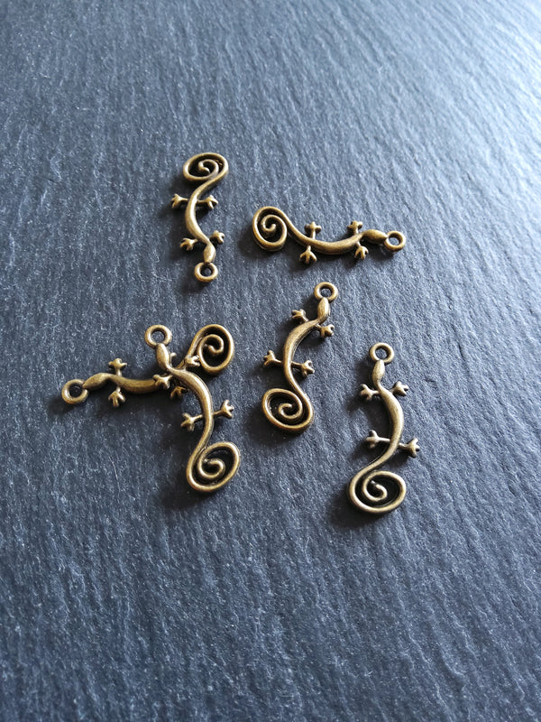 10 or 50 Cute Lizard Gecko Charms Antique Bronze Tone Alloy 29x11mm