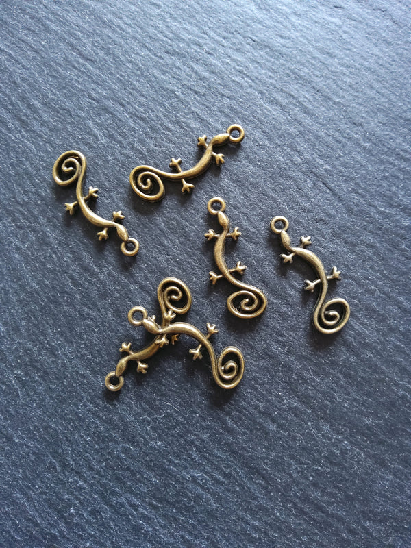 10 or 50 Cute Lizard Gecko Charms Antique Bronze Tone Alloy 29x11mm