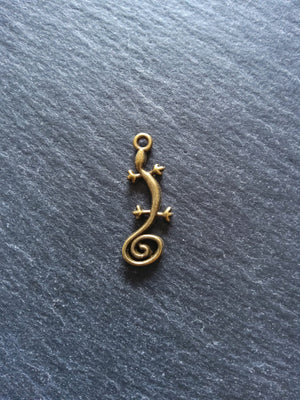 10 or 50 Cute Lizard Gecko Charms Antique Bronze Tone Alloy 29x11mm