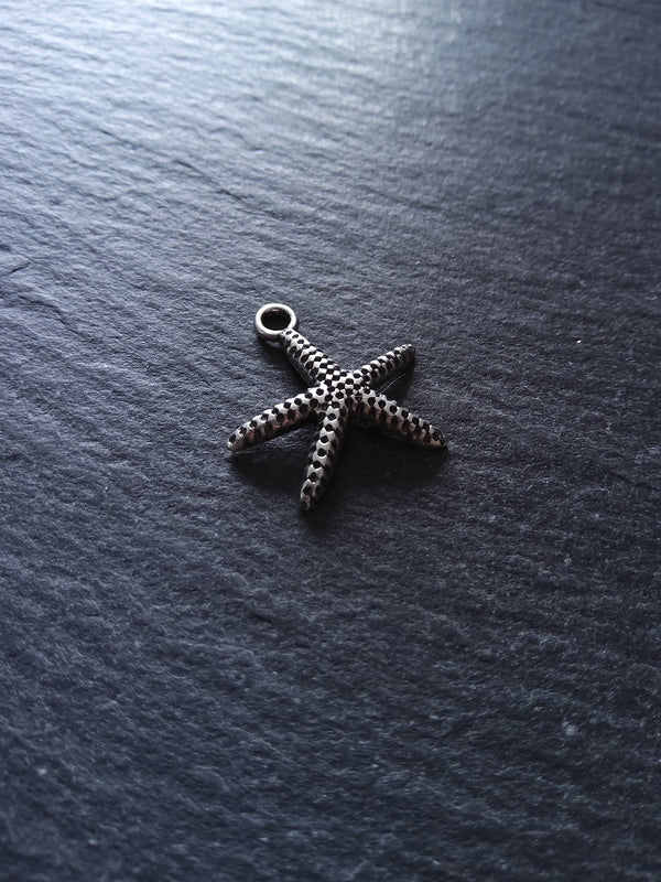 2 or 10 Starfish Charms Real Silver Plated Alloy 20x20x3mm Nickel FREE