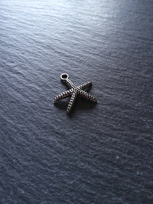 2 or 10 Starfish Charms Real Silver Plated Alloy 20x20x3mm Nickel FREE