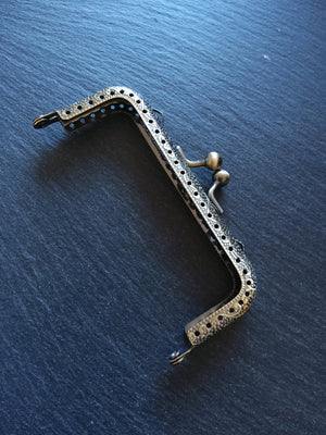 Antique Bronze 10.5cm Patterned Frame for Purse Making Metal Kiss Clasp Rectangle