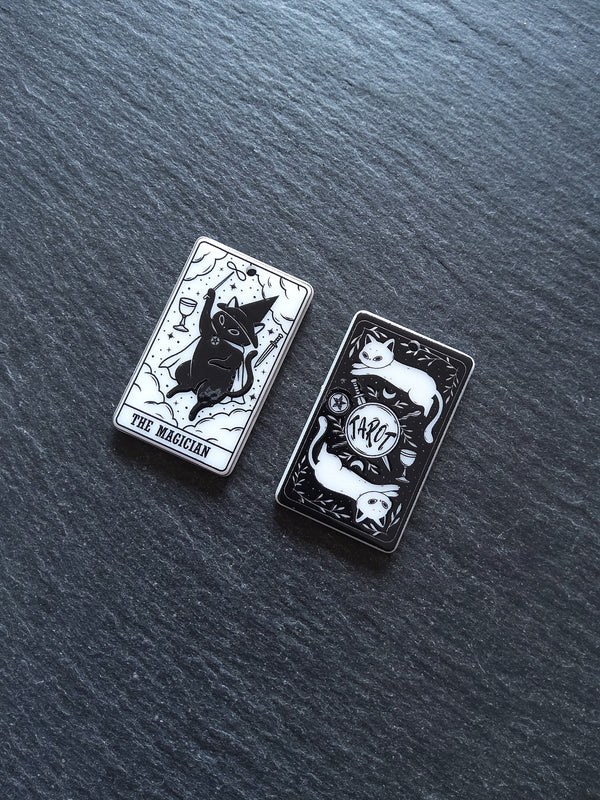 2 or 10 The Magician Cat Tarot Card Charms White & Black Resin 38x23mm