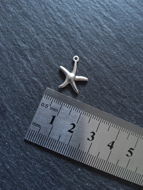10 or 50 Star Fish Charms Antique Silver Tone Surgical 316 Steel 18x15x2mm
