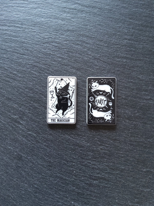 2 or 10 The Magician Cat Tarot Card Charms White & Black Resin 38x23mm
