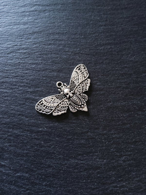 4 or 20 Large Moth Charms Antique Silver Alloy 43x27mm